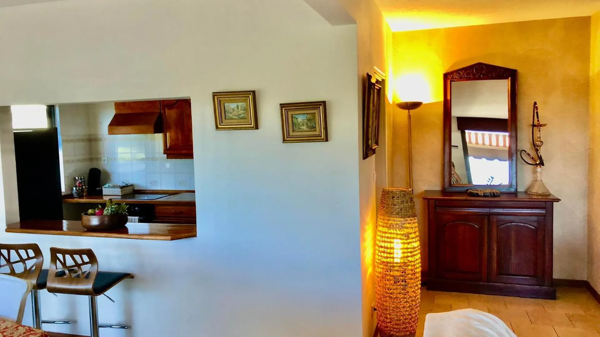 Poerava Tahiti Apartment Papeete